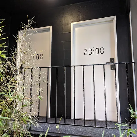 Soya On Davis Apartment Hotel-2